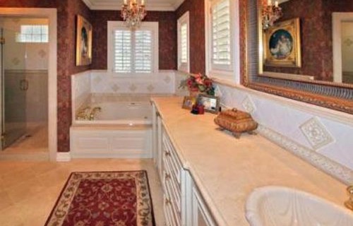 Gallery Picture